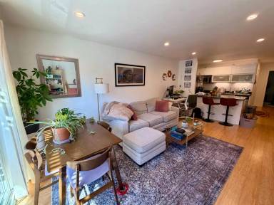 Main picture of 2562 Post St
