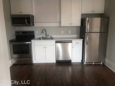 Main picture of 513 E Henry St