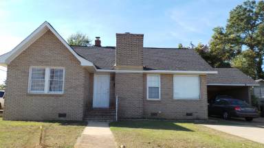Main picture of 1602 Lake Ave
