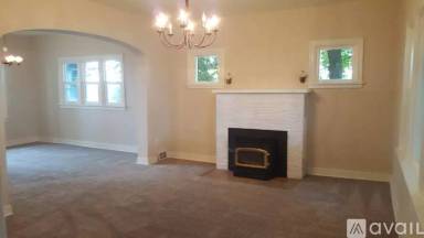 Main picture of 7206 E Washington Rd
