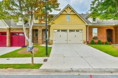 Main picture of 32 Aspen Ct