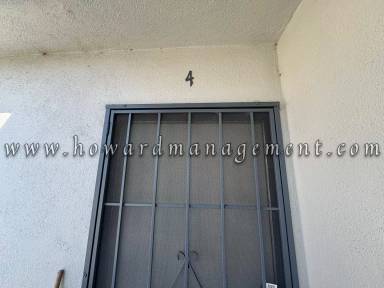Main picture of 4240 S Centinela Ave