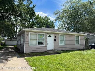 Main picture of 3336 Kenwood St