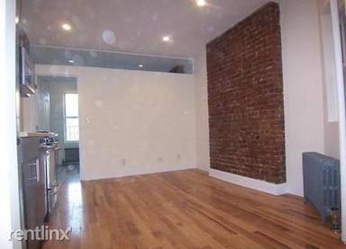 Main picture of 171 E 2nd St