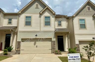 Main picture of 405 Cedar Bluff Way