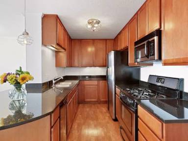 Main picture of 3120 Hennepin Ave