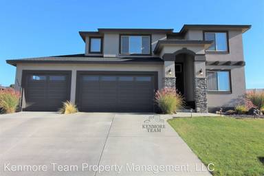 Main picture of 2438 Woods Dr