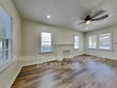 Main picture of 2349 NW 17th St