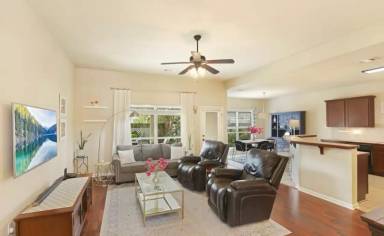 Main picture of 17099 Richmond Dr
