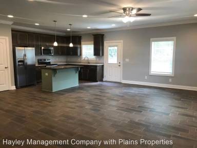 Main picture of 812 Downs Ct