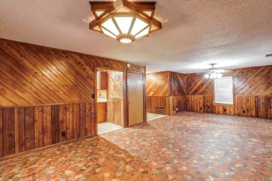 Main picture of 1330 Schanefish Rd