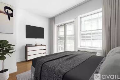 Main picture of 413 Broadway