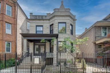 Main picture of 2711 N Monticello Ave
