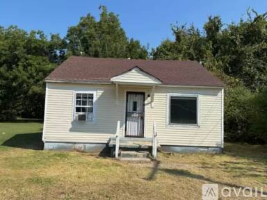 Main picture of 77 Idlewild St