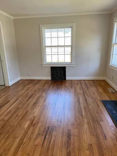 Main picture of 2233 Lawson Ave