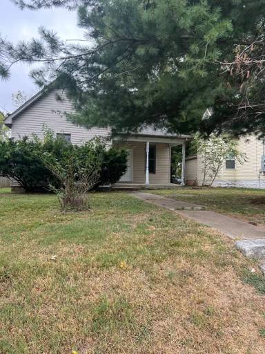 Main picture of 1201 W Walnut St