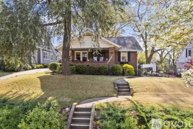 Main picture of 211 Grove Rd