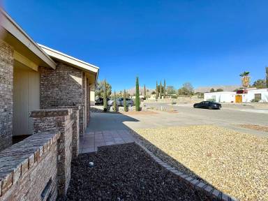 Main picture of 6851 Amposta Dr