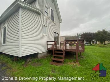 Main picture of 76 Maple Ave