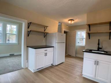 Main picture of 1822-1824 Stillwater Ave E