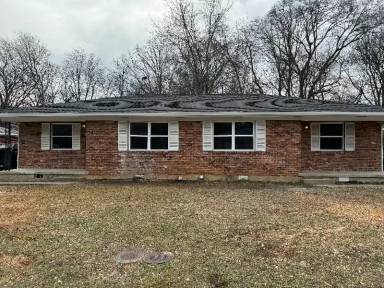 Main picture of 1308 Mayfield Ln