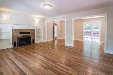 Main picture of 1190 Prospect St