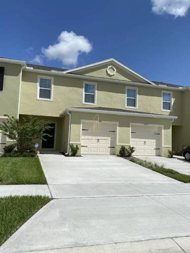Main picture of 9041 Wildflower Ln
