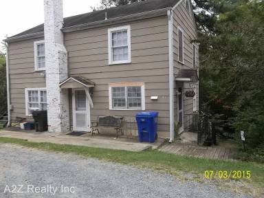 Main picture of 1006 S Columbia St