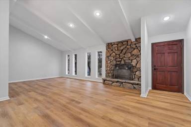 Main picture of 1803 Deerwood Dr