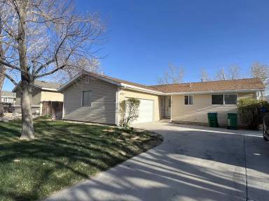 Main picture of 3211 Heights Dr