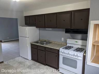 Main picture of 371 Yates Ave