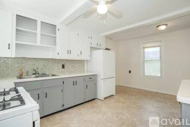 Main picture of 23 Phillips St