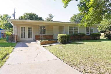 Main picture of 6511 Belmark St