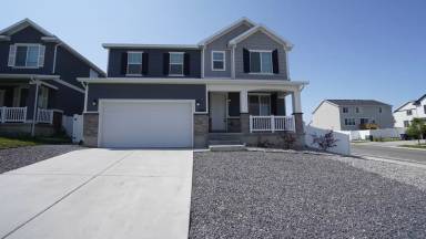 Main picture of 1502 E 3175 N