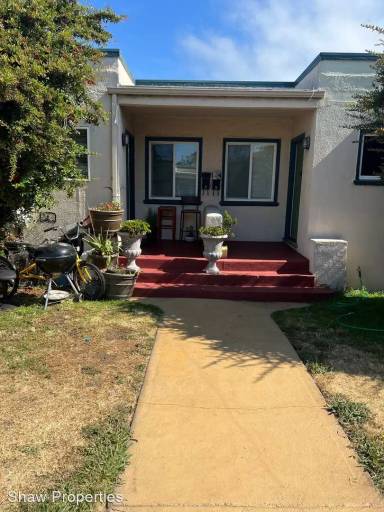 Main picture of 324 43rd St