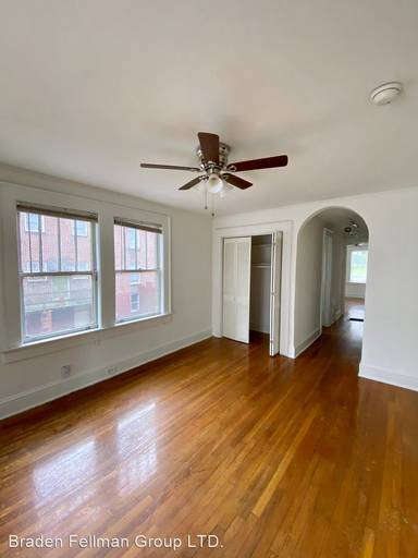 Main picture of 575 Boulevard Pl NE