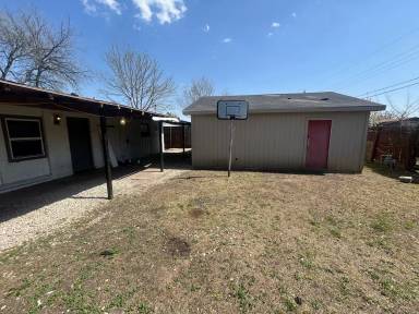 Main picture of 3610 Russwin Dr