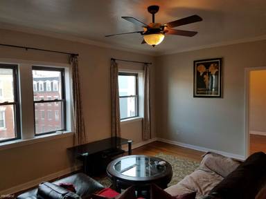 Main picture of 416 Hanover St