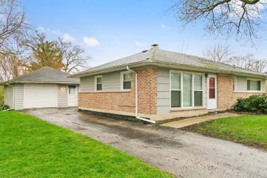Main picture of 129 Nauvoo St
