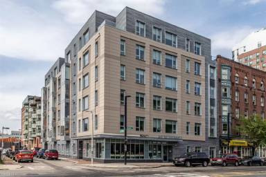 Main picture of 1065 Tremont St