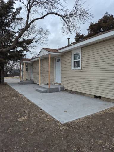 Main picture of 314 S Rose Hill Rd