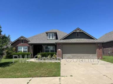 Main picture of 13332 S 21st Pl