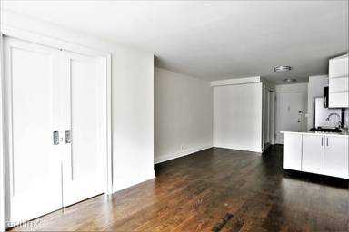 Main picture of Sutton Town House