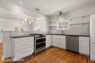 Main picture of 5303 Avenue H