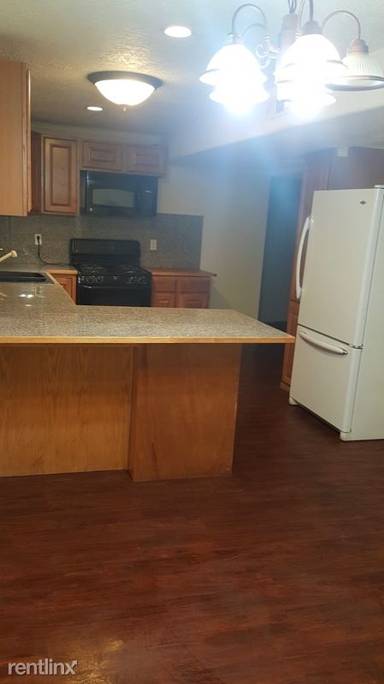 Main picture of 1627 S 1460 E