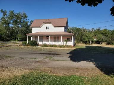 Main picture of 380 N 2nd St