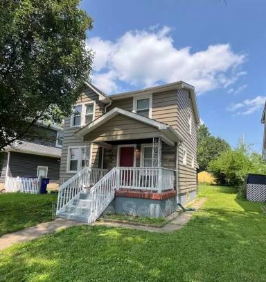 Main picture of 2556 Freeman Ave