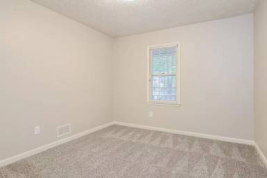 Main picture of 1019 River Stone Ct