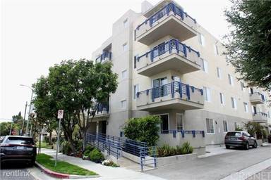 Main picture of 1245 Wellesley Ave