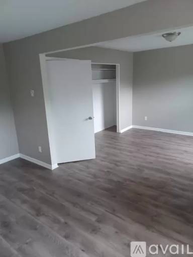 Main picture of 631 Lexington Ave
